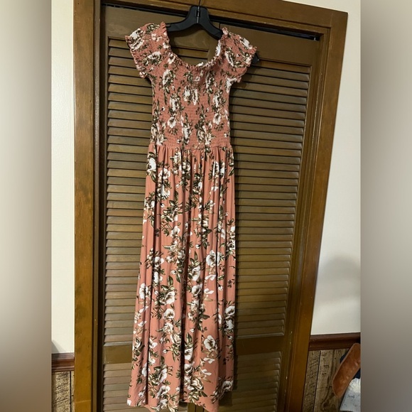 cute high/low dress - Picture 2 of 3